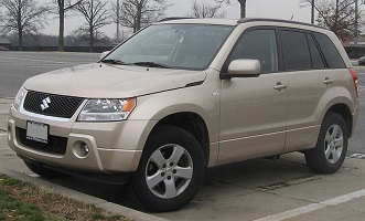 suzuki-escudo-3-2006-.jpg